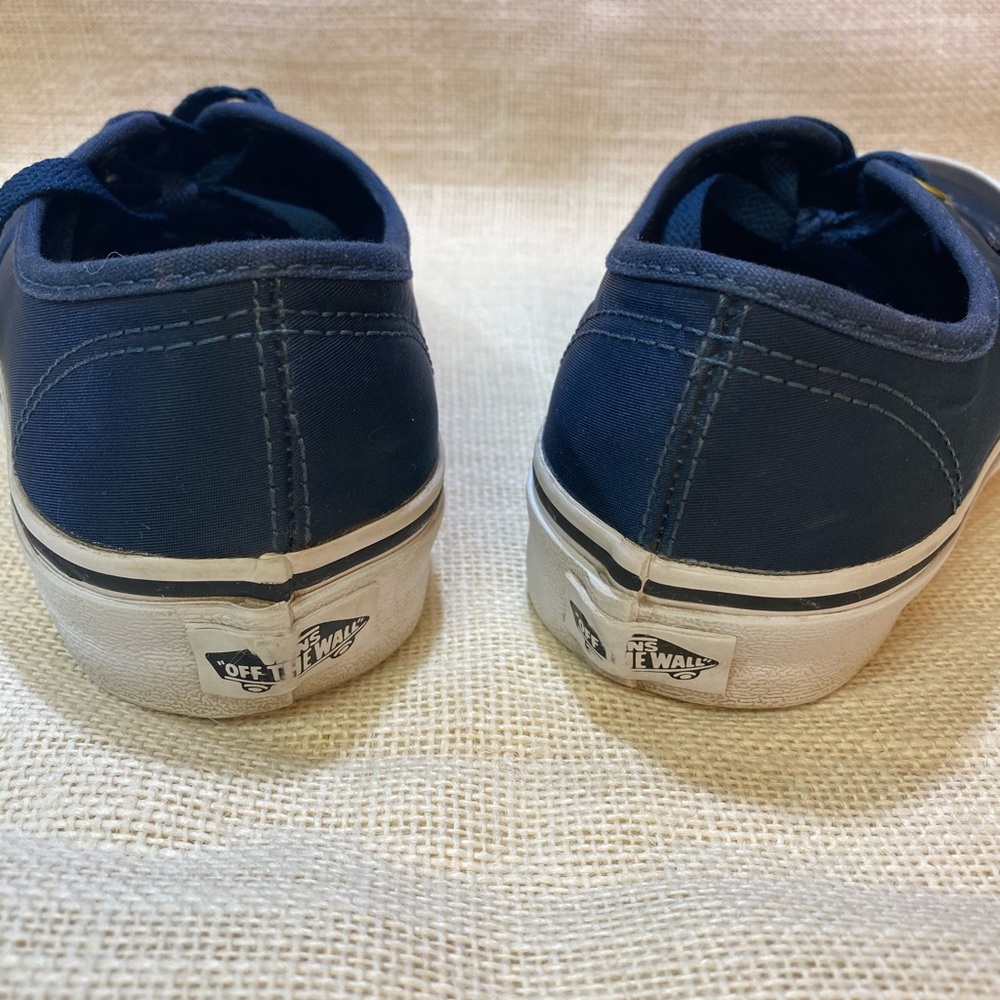 Navy Blue Vans skate shoes